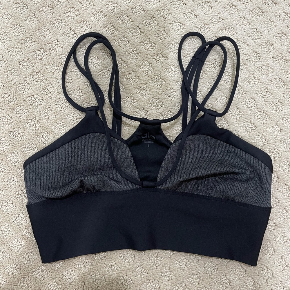 Alo yoga strappy, sexy black bra! Size small